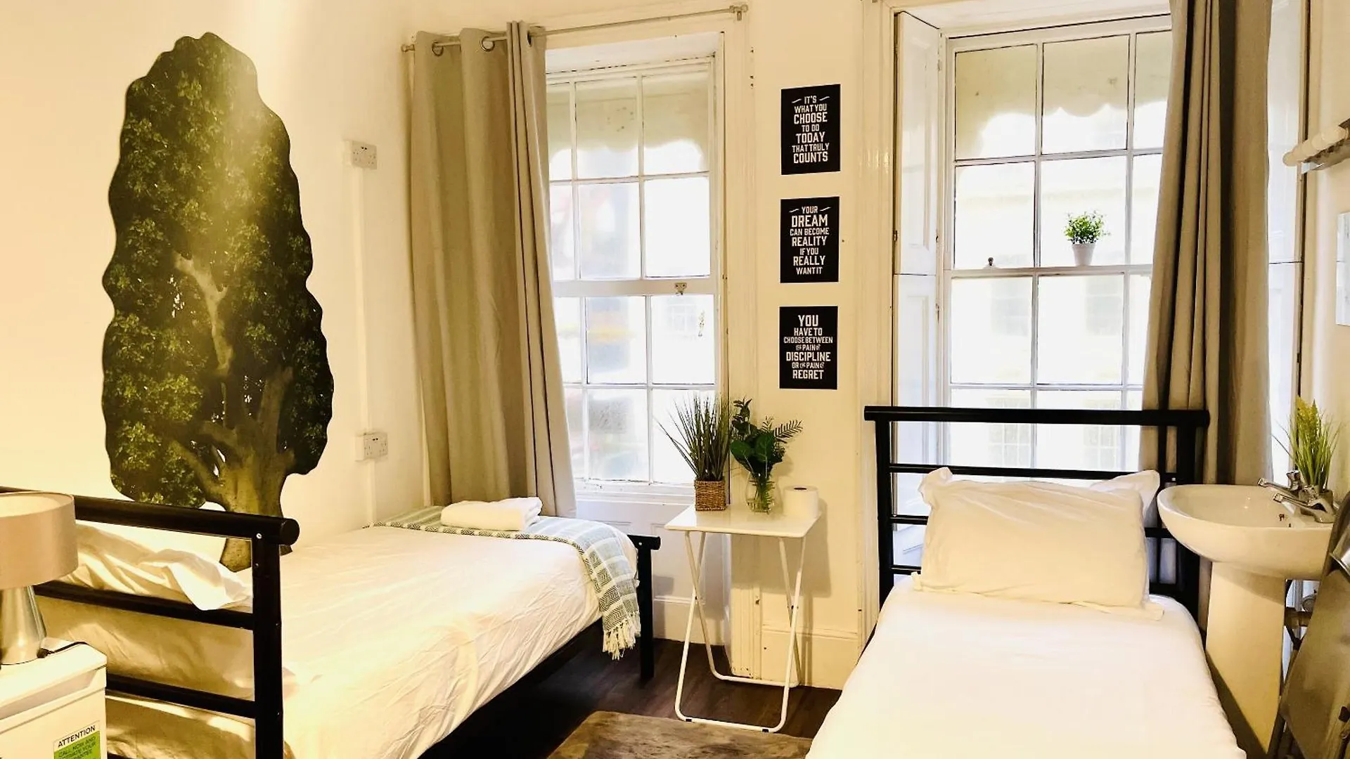 Seafront Party Houses For Hens, Stags & Groups Brighton
